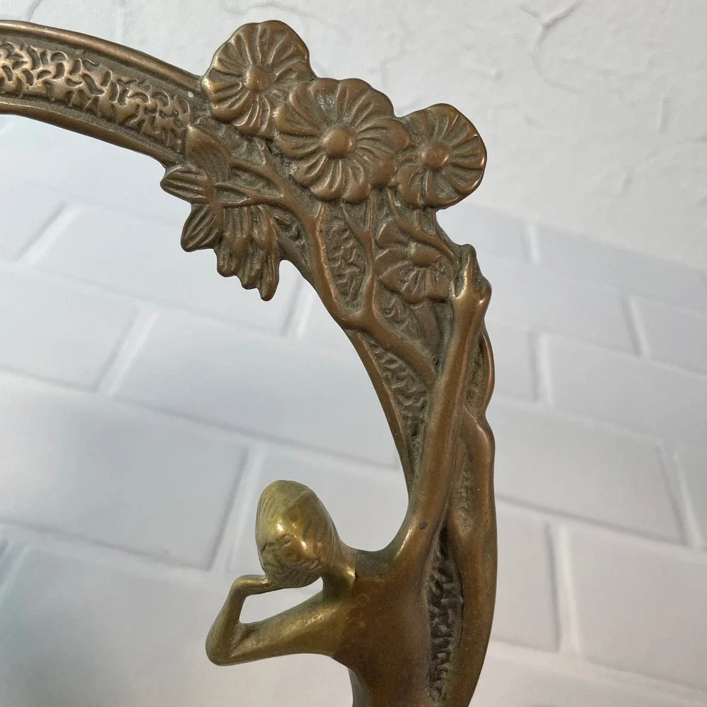 Andrea by Sadek Vintage Brass Art Nouveau Lady Floral Round Picture Frame 10in